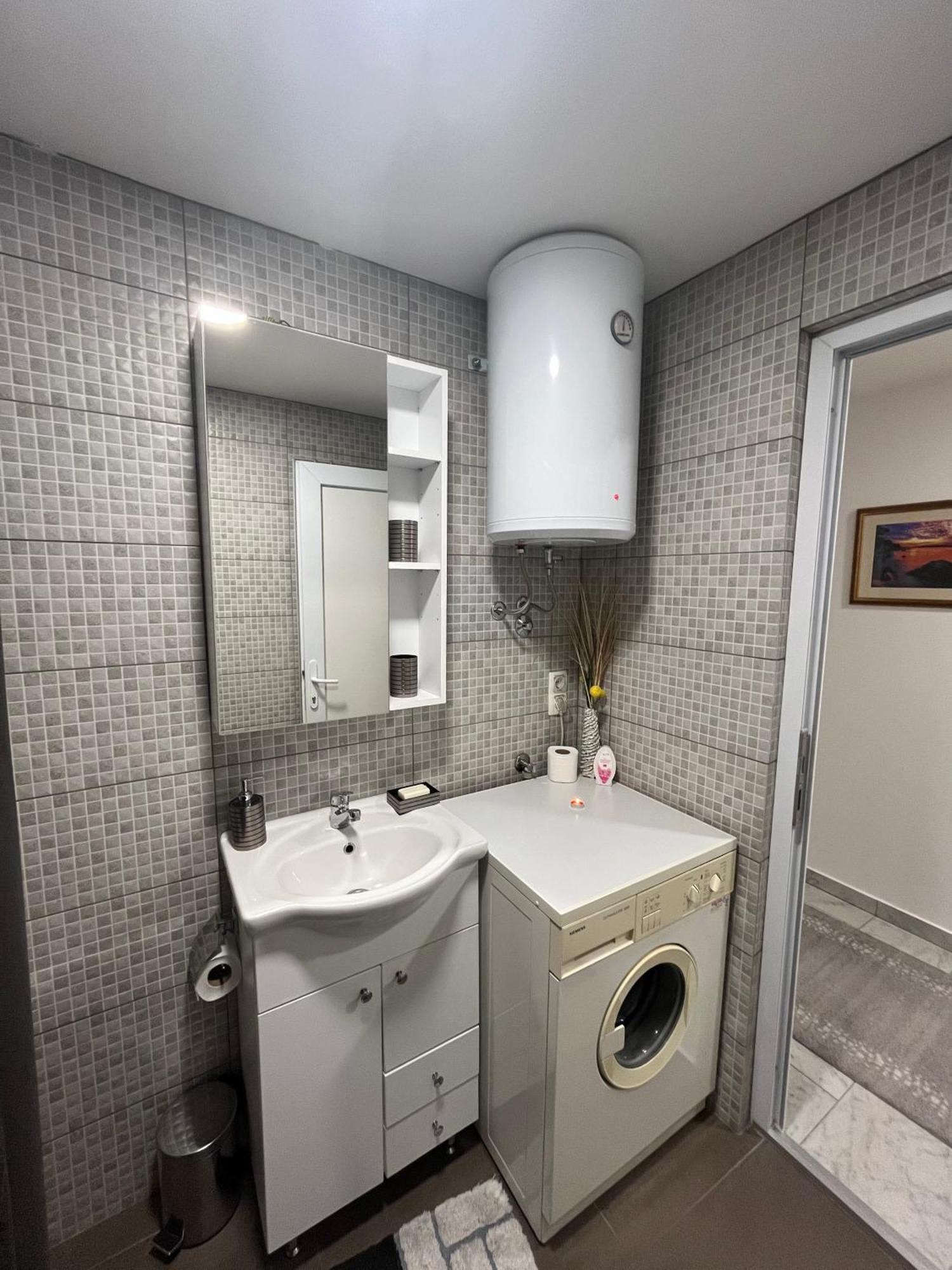 Apartman Nermin โมสตาร์ ภายนอก รูปภาพ